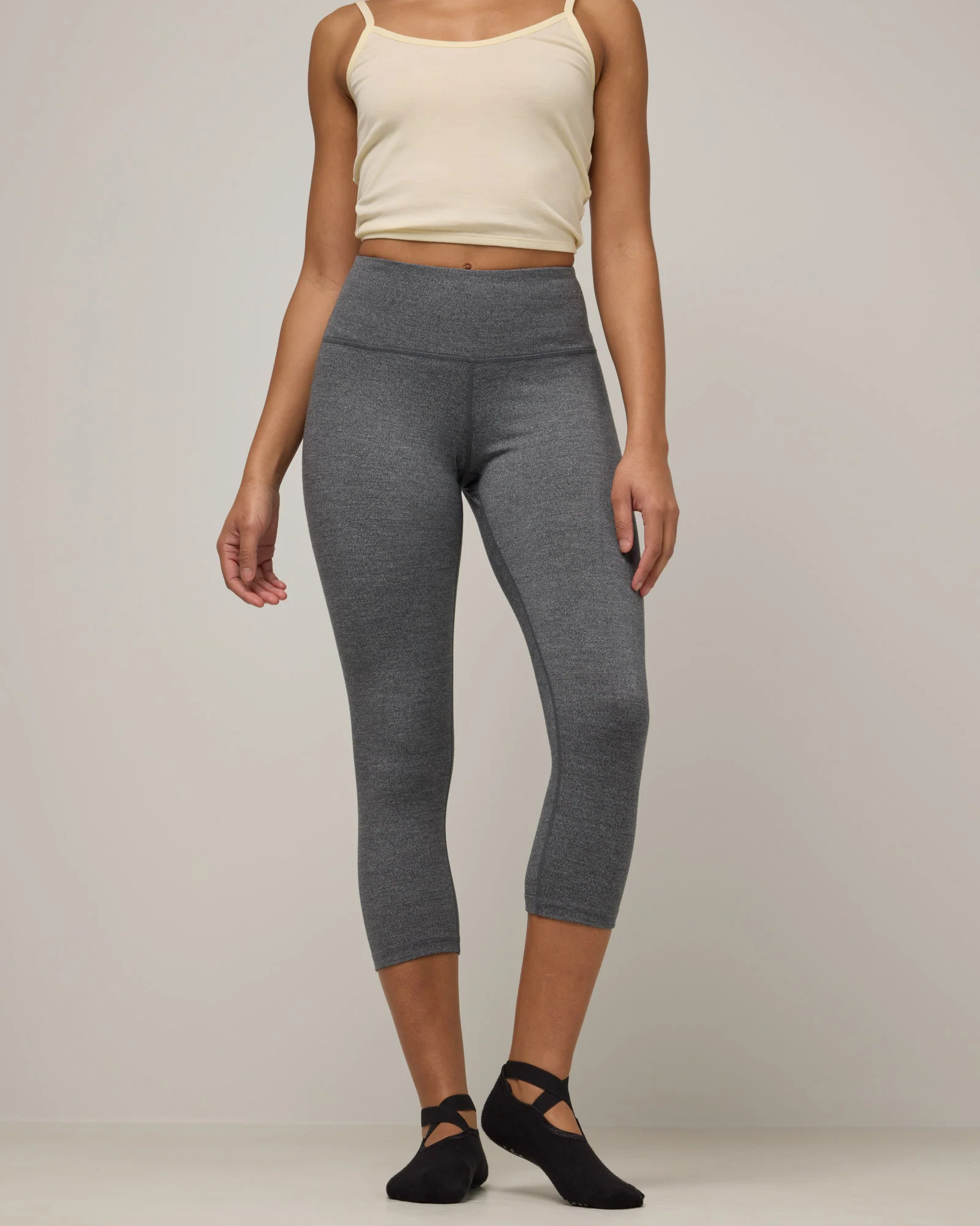 Summit Crop Legging - Image 2